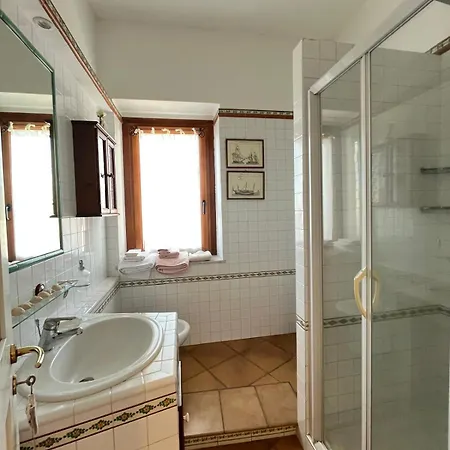 Velalatina Soverato - Maestrale & Tramontana Frühstückspension *