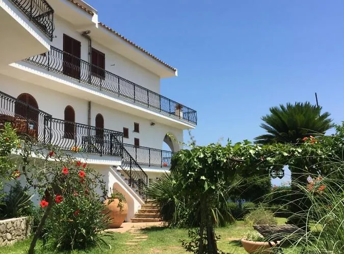 Velalatina Soverato - Maestrale & Tramontana Bed & Breakfast