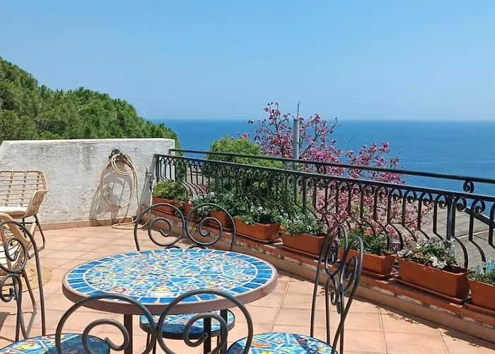 Alojamento de Acomodação e Pequeno-almoço Velalatina Soverato - Maestrale & Tramontana *